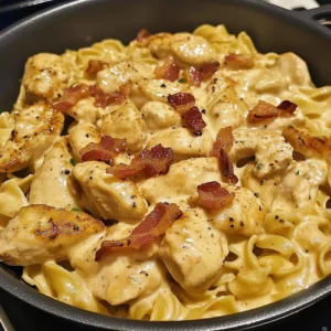 Want perfect pasta tonight? Make delicious Honey-Infused Creamy Chicken Pasta with our simple 6-step guide. It's easier than you think. Try this amazing recipe!