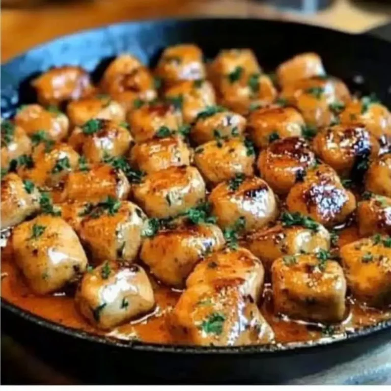 Craving Texas Roadhouse butter chicken? Make Creamy Skillet Butter Chicken Texas Roadhouse at home with our easy recipe and tips! Discover now!