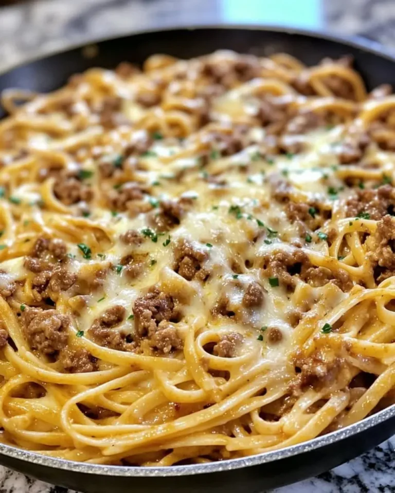 Craving Ground Beef Linguine with Parmesan Cream? Elevate dinner tonight! These 5 simple tips ensure a perfect, creamy pasta. Discover how.